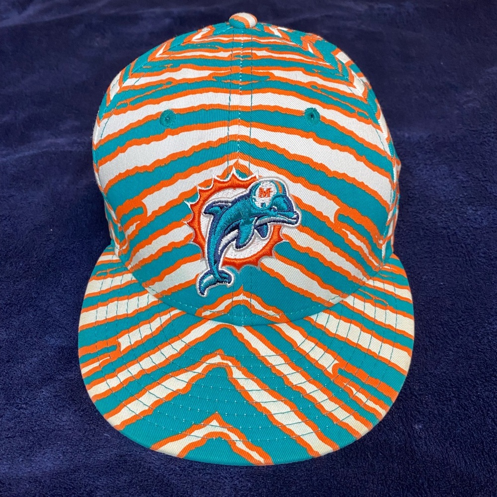 90’s ZUBAZ MIAMI DOLPHINS SNAPBACK AOP